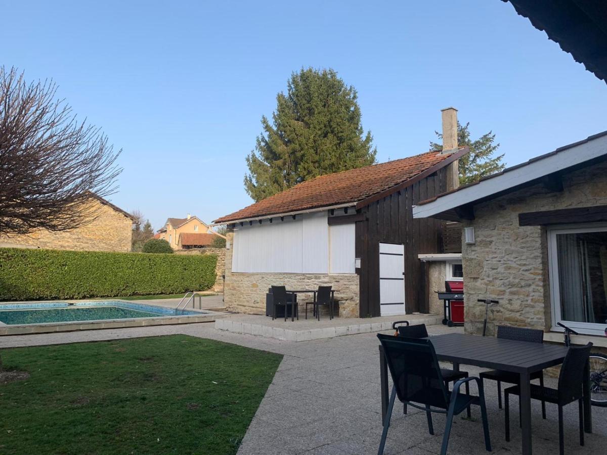Le Saint-Hilaire Bed and Breakfast Buitenkant foto