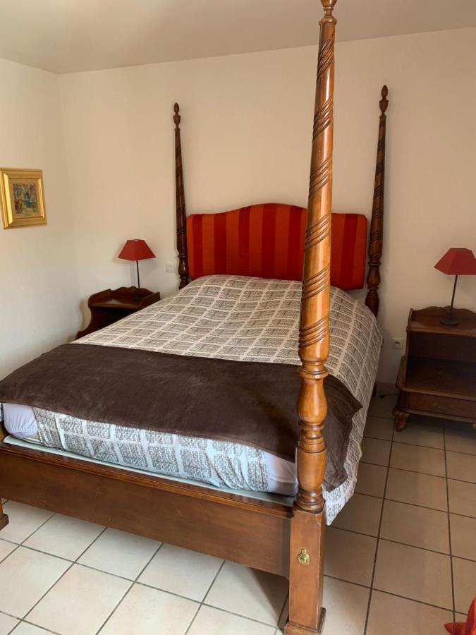 Le Saint-Hilaire Bed and Breakfast Buitenkant foto