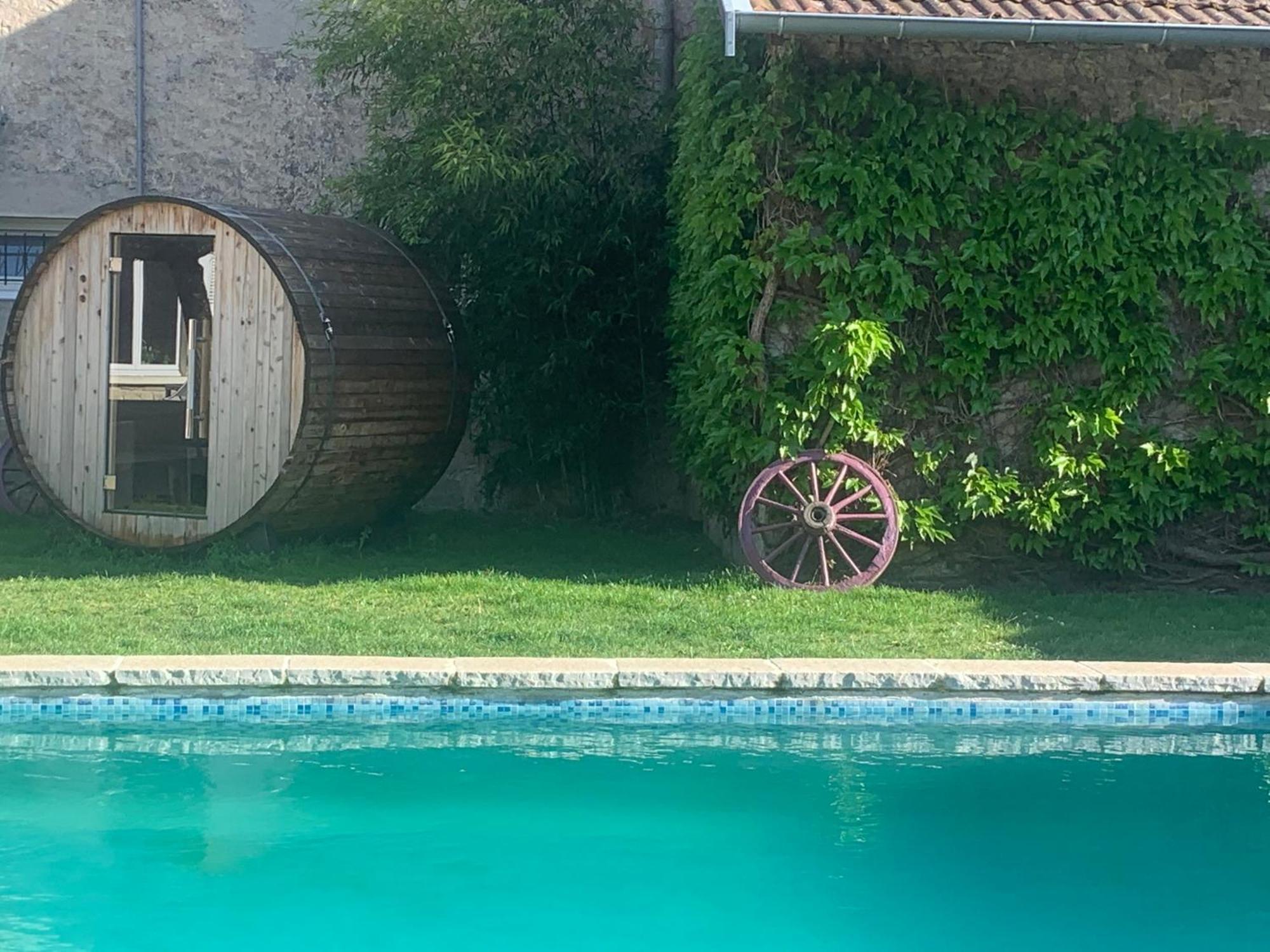 Le Saint-Hilaire Bed and Breakfast Buitenkant foto