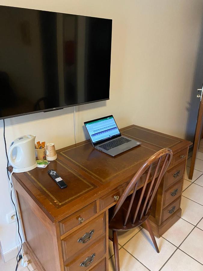 Le Saint-Hilaire Bed and Breakfast Buitenkant foto